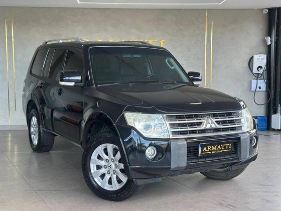 MITSUBISHI PAJERO FULL 3.2 HPE 4X4 16V DIESEL 4P AUTOMÁTICO
